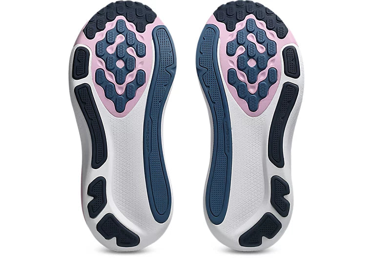 Women's Asics Kayano 33