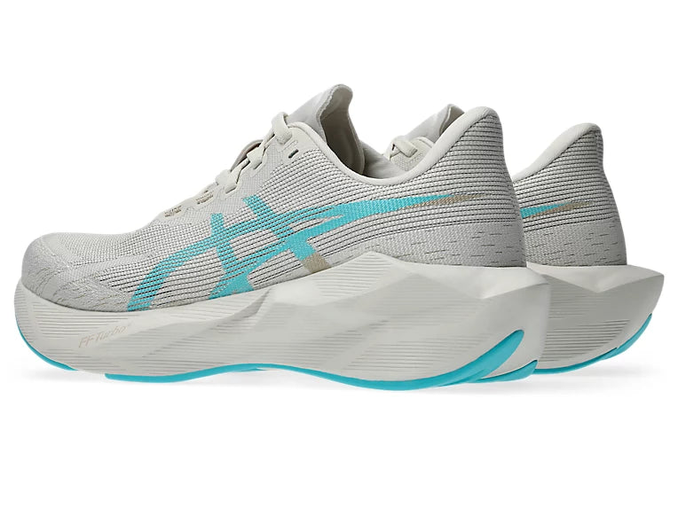 Women's Novablast 6