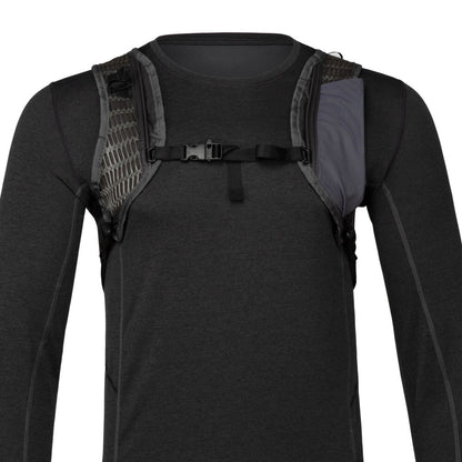 Ultimate Performance Sprint Race Vest 1.5L Hydration Pack